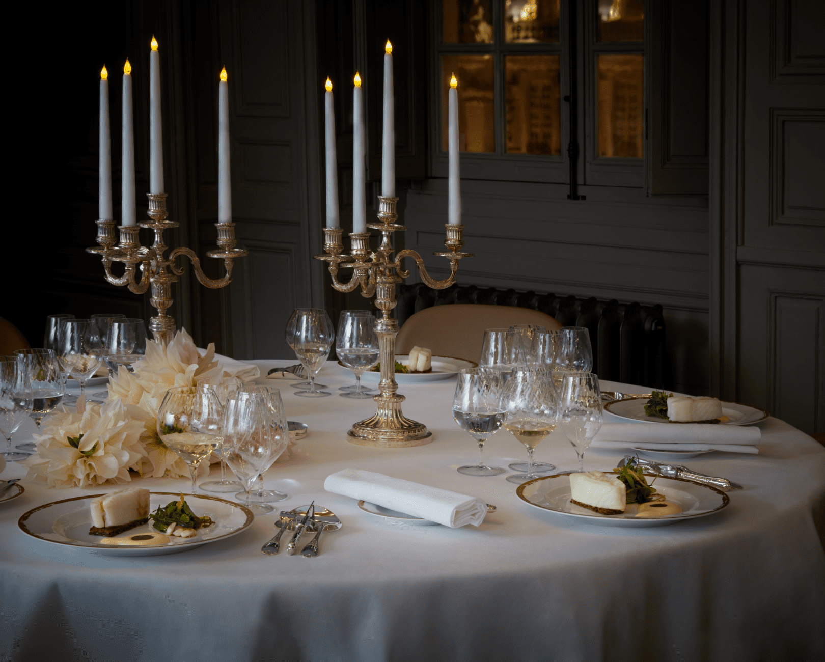 La Table des Gentilhommes Ducasse au Chateau de Versailles